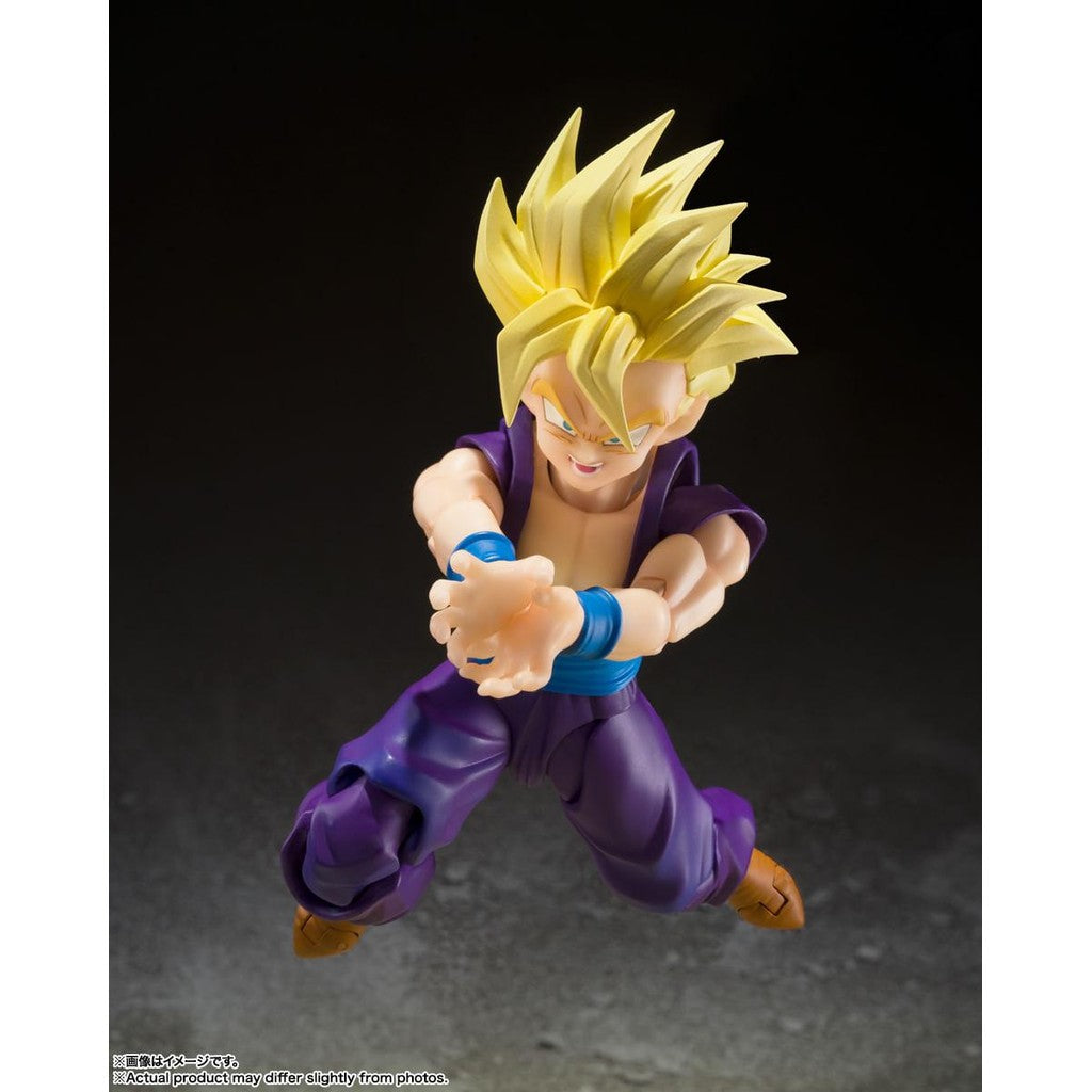 Figura Super Saiyan Son Gohan The Warrior Who Surpassed Goku - Dragon Ball Z - S.H.Figuarts - Bandai