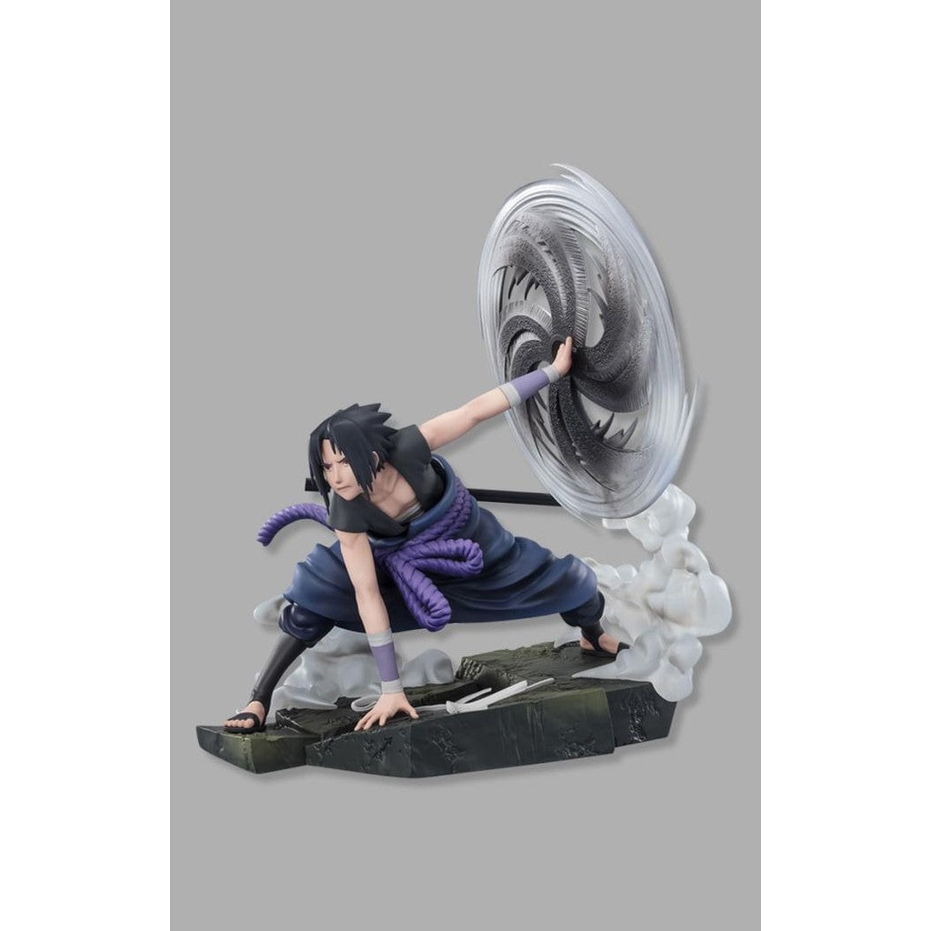 Estátua Sasuke Uchiha The Light and Dark of The Mangekyo Sharingan - Naruto Shippuden - Figuarts Zero - Bandai