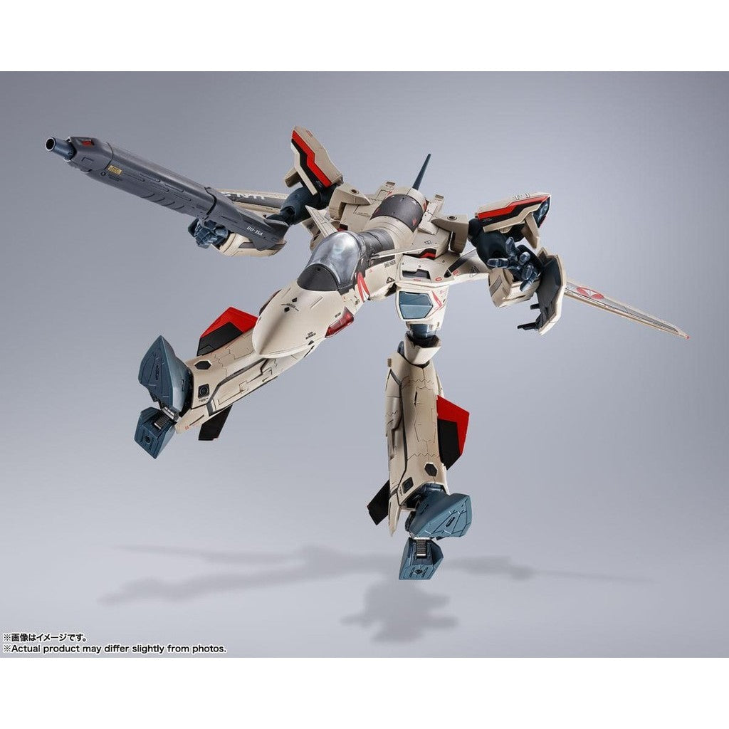 FIgura YF-19 Excalibur Isamu Alva Dyson Use - Macross Plus - DX Chogokin - Bandai