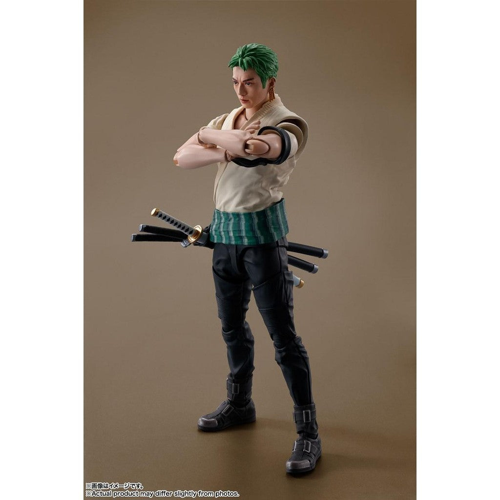 Figura Roronoa Zoro - Netflix Serie One Piece - S.H.Figuarts - Bandai