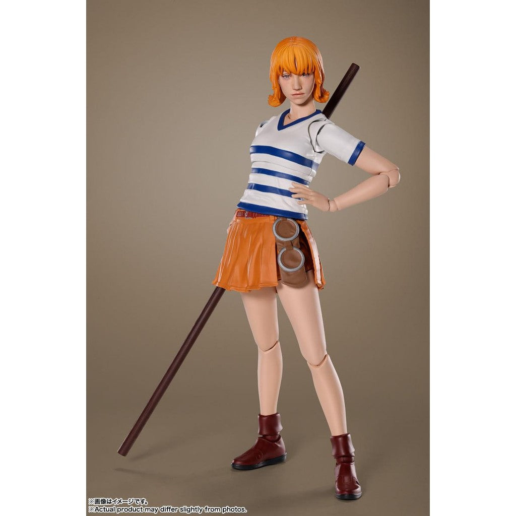 Figura Nami - Netflix Serie One Piece - S.H.Figuarts - Bandai