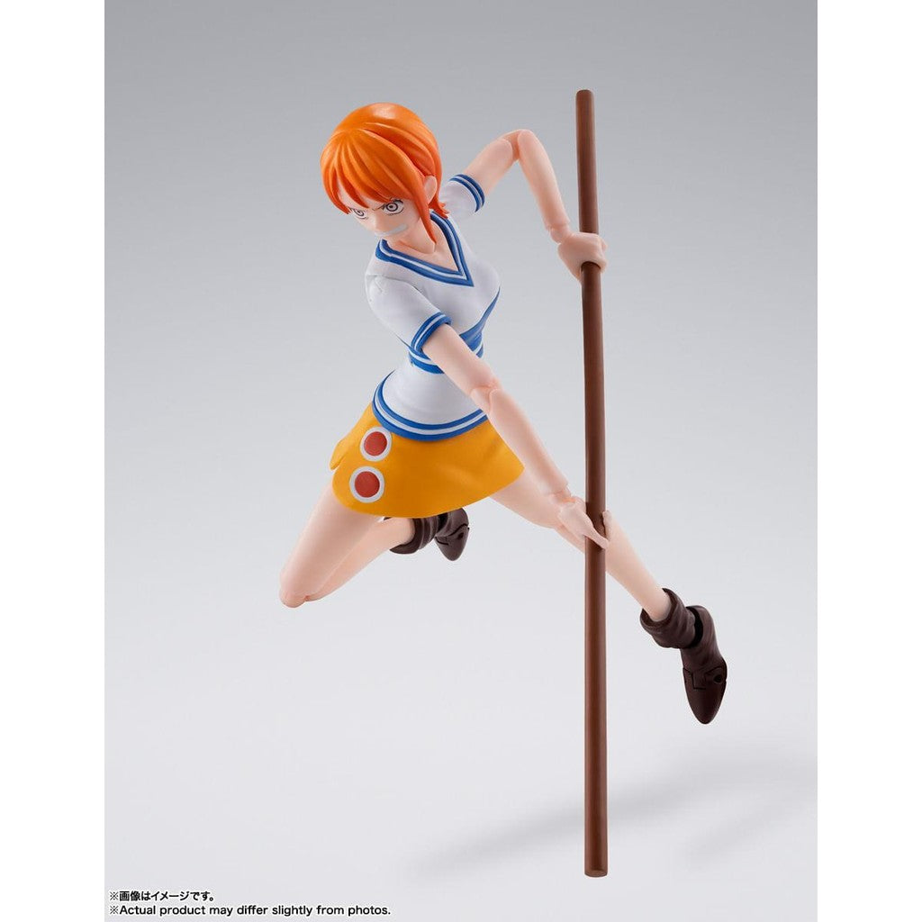 Figura Nami Romance Dawn - One Piece - S.H.Figuarts - Bandai