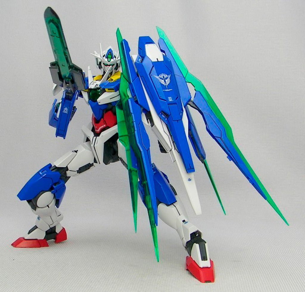 GNT-0000 Gundam OO QanT - Gundam - MG 1/100 - Bandai