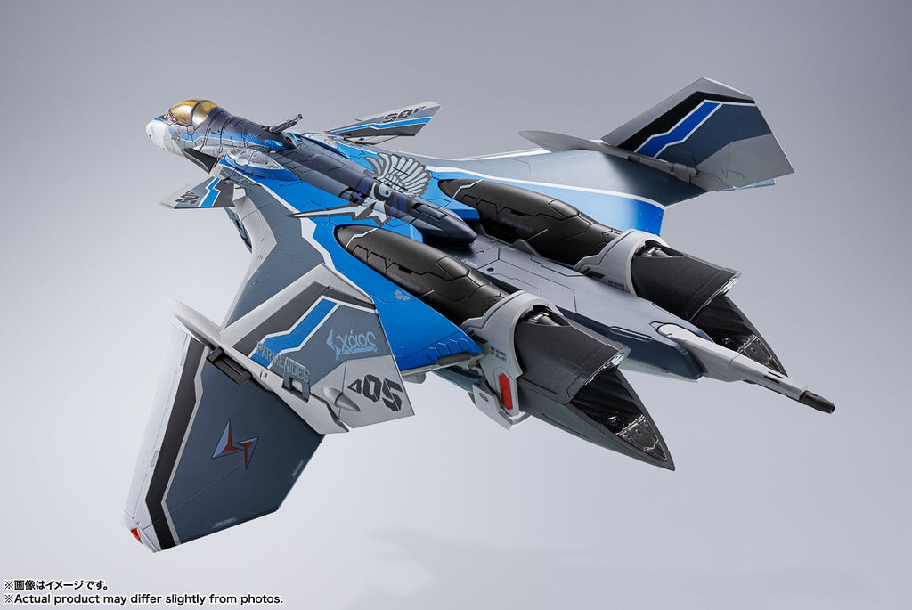 Figura VF-31AX Kairos-Plus Hayate Immelmann Use - Macross Frontier - DX Chogokin - Bandai