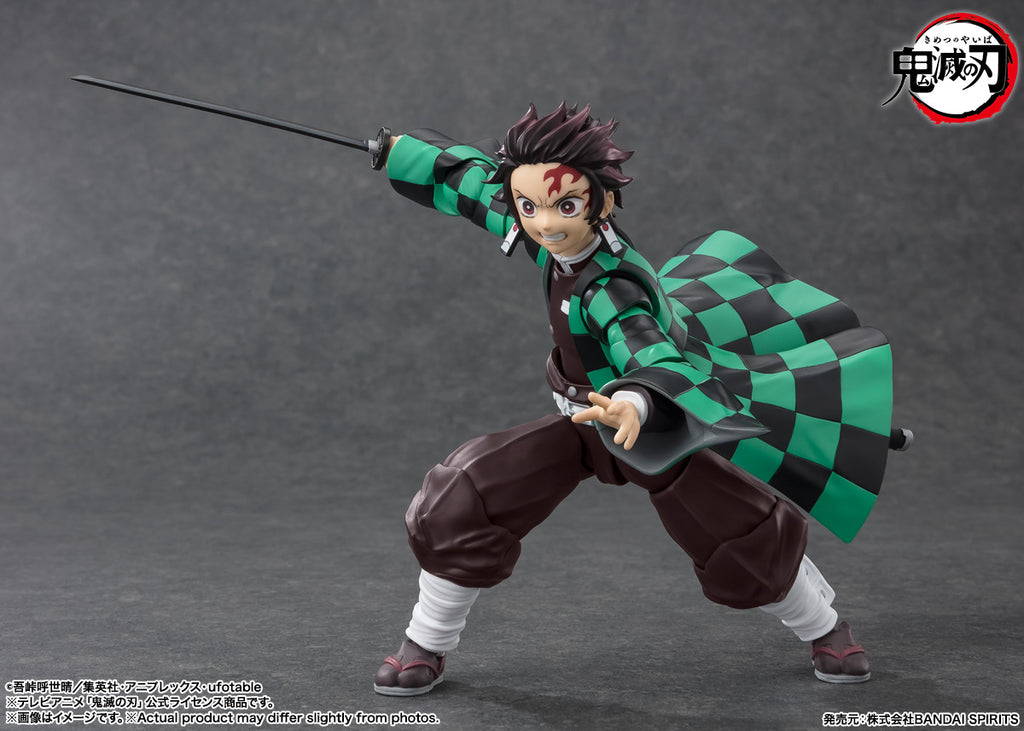 Figura Tanjiro Kamado - Demon Slayer - S.H.Figuarts - Bandai
